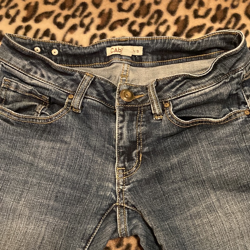 2 for $25 CAbi Jeans Women’s Size 0 Boyfriend Fit Style #917 Medium Wash Jeans - Picture 3 of 11